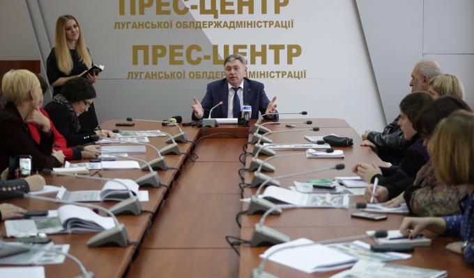 Юрій Гарбуз: 2018-й має стати роком відновлення автошляхів на Луганщині