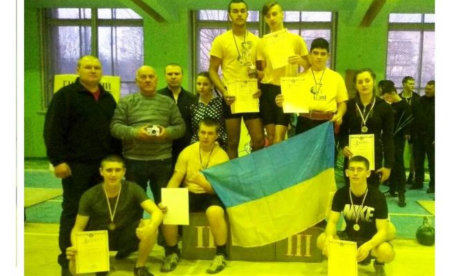 Білокуракинські спортсмени перемогли у чемпіонаті України з гирьового спорту