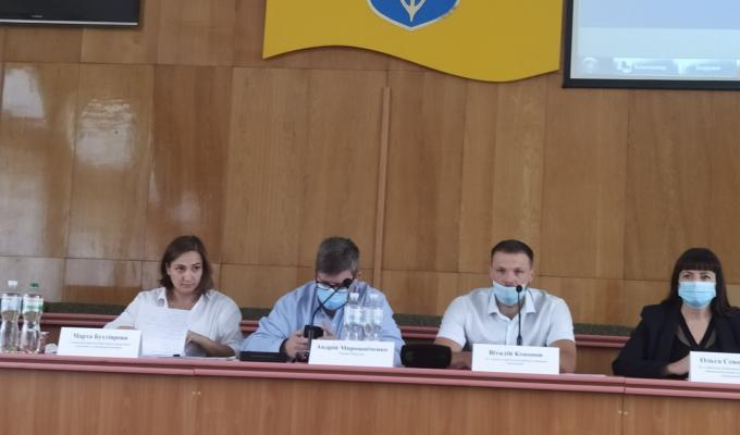 Обговорення стратегії економічного розвитку Луганської та Донецької областей