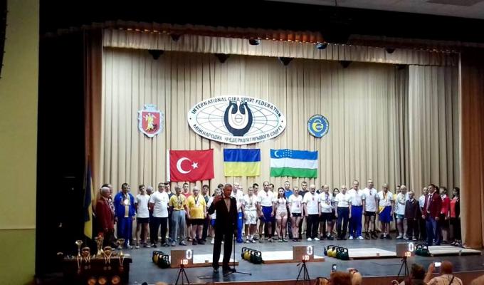 Гирьовики з Просторого привезли додому медалі з чемпіонату світу
