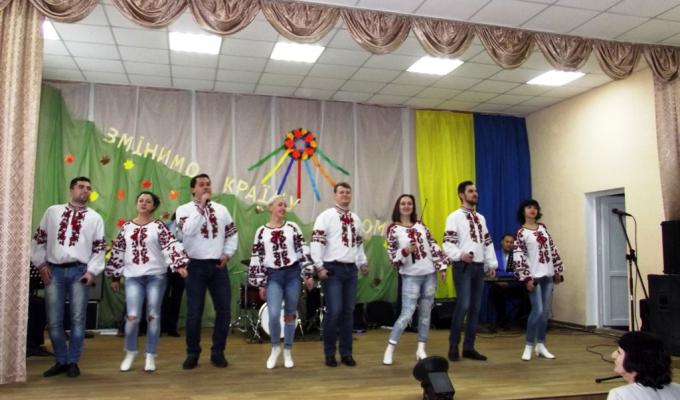 Привітали з Днем працівників культури та аматорів народного мистецтва