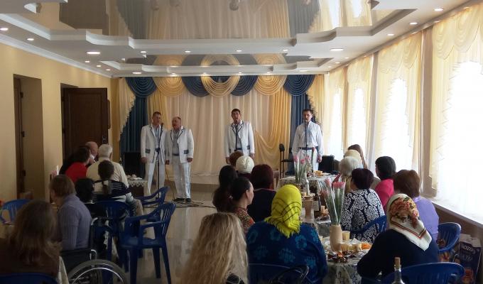 Привітали жінок з 8 Березням