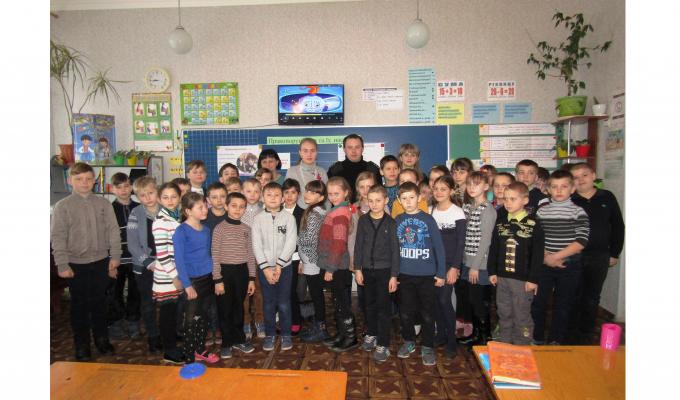 Проведено виховну годину «Правопорушення та їх наслідки»