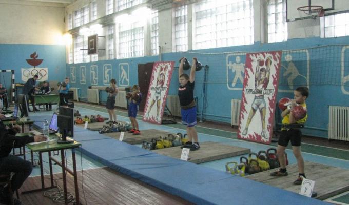 Відбувся турнір з гирьового спорту