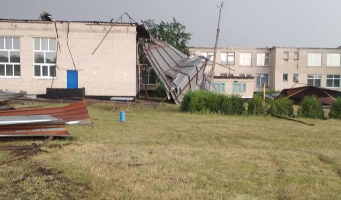Негода пошкодила Просторівську ЗОШ