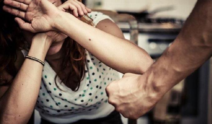 Консультує Міністр юстиції України. Що робити жертвам домашнього насильства