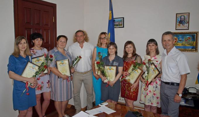 Привітали державних службовців