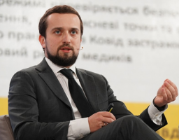 Тимошенко анонсував масштабну реконструкцію обласних лікарень за програмою «Велике будівництво»