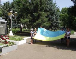 Урочисте покладання квітів до пам’ятника Т.Г.Шевченку з нагоди відзначення Дня Конституції України