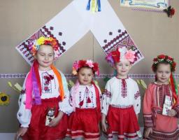 Відбувся конкурс читців «Поетичний медозбір»