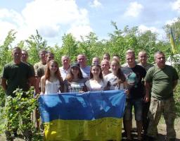 Завітали в гості до земляків
